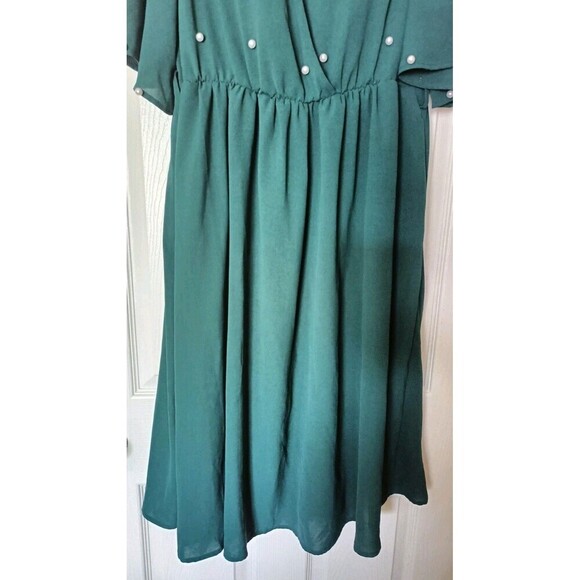 BloomChic Surplice Dress Pearl Embellished Size XL 14/16 Green Dolman Sleeve - Picture 6 of 7